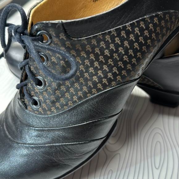 John Fluevog Black and Brown Women's Shoes - Picture 2 of 7